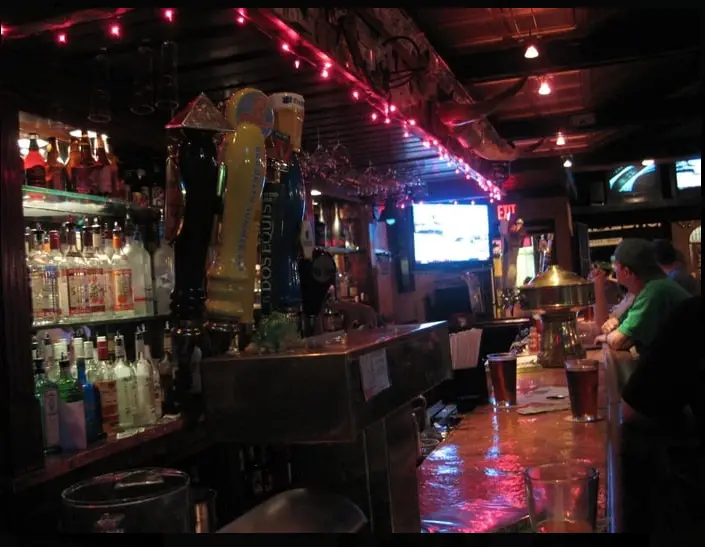 Manny Brown's - Philadelphia (permanently closed) - The Dive Bar Tourist