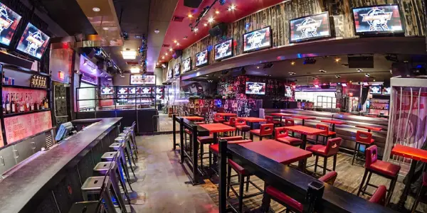 Best Sports Bars in Plano: Where to Watch the Game and Enjoy Great Food and Drinks